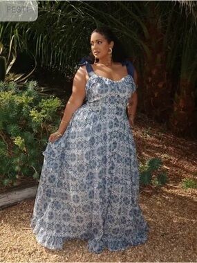 NWT Torrid Festi Button Front Tie-Strap Maxi Dress